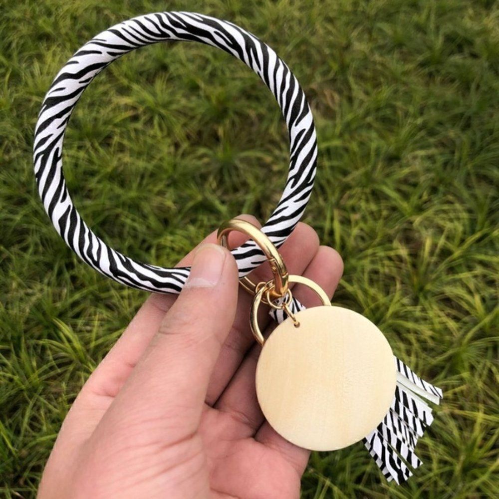 Zebra Print Leather Tassel Unisex Bangle Wrist Key Ring Keychain Ring - Picture 3 of 6